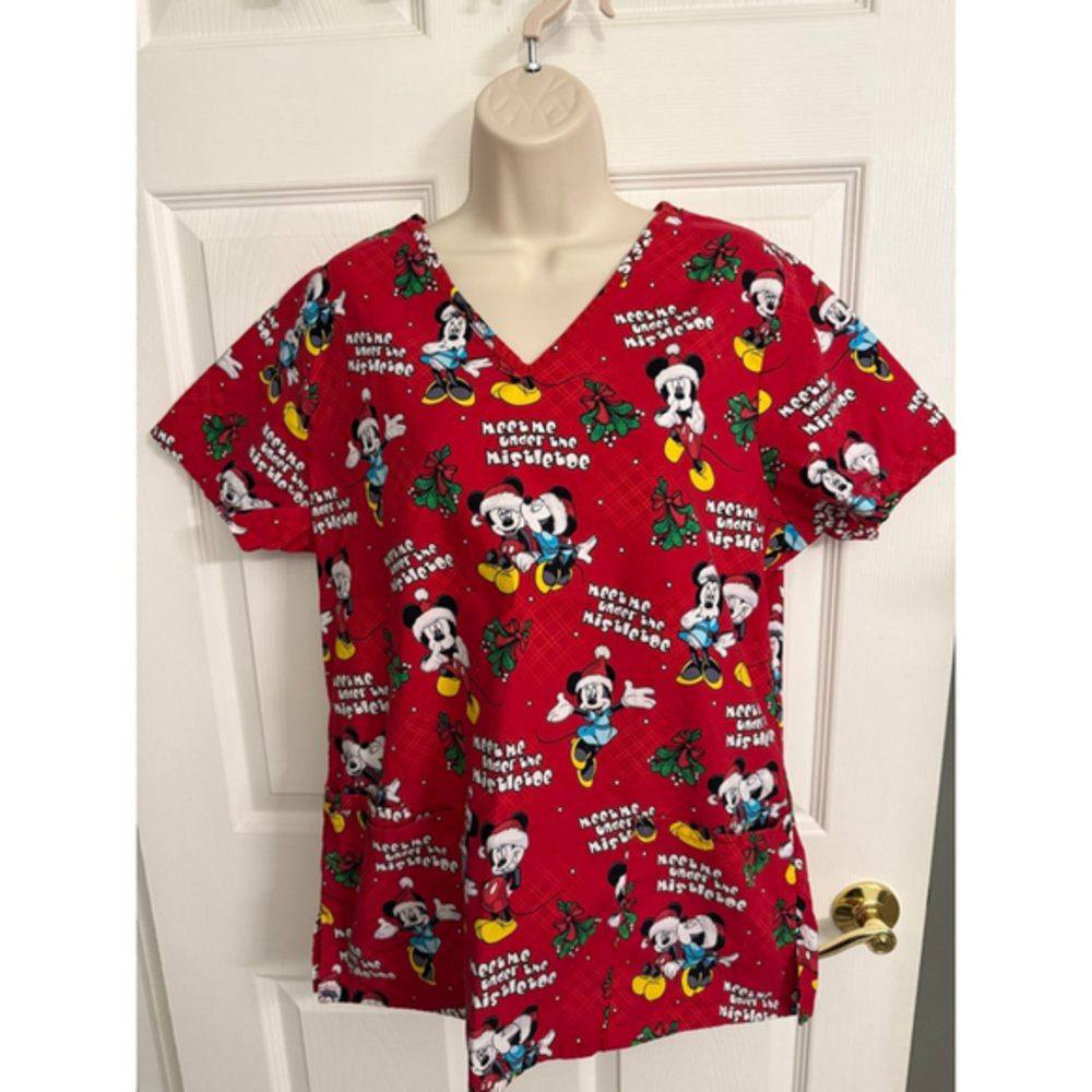 Red Disney Mickey and Minnie Mouse Christmas V-neck scrub top Size M